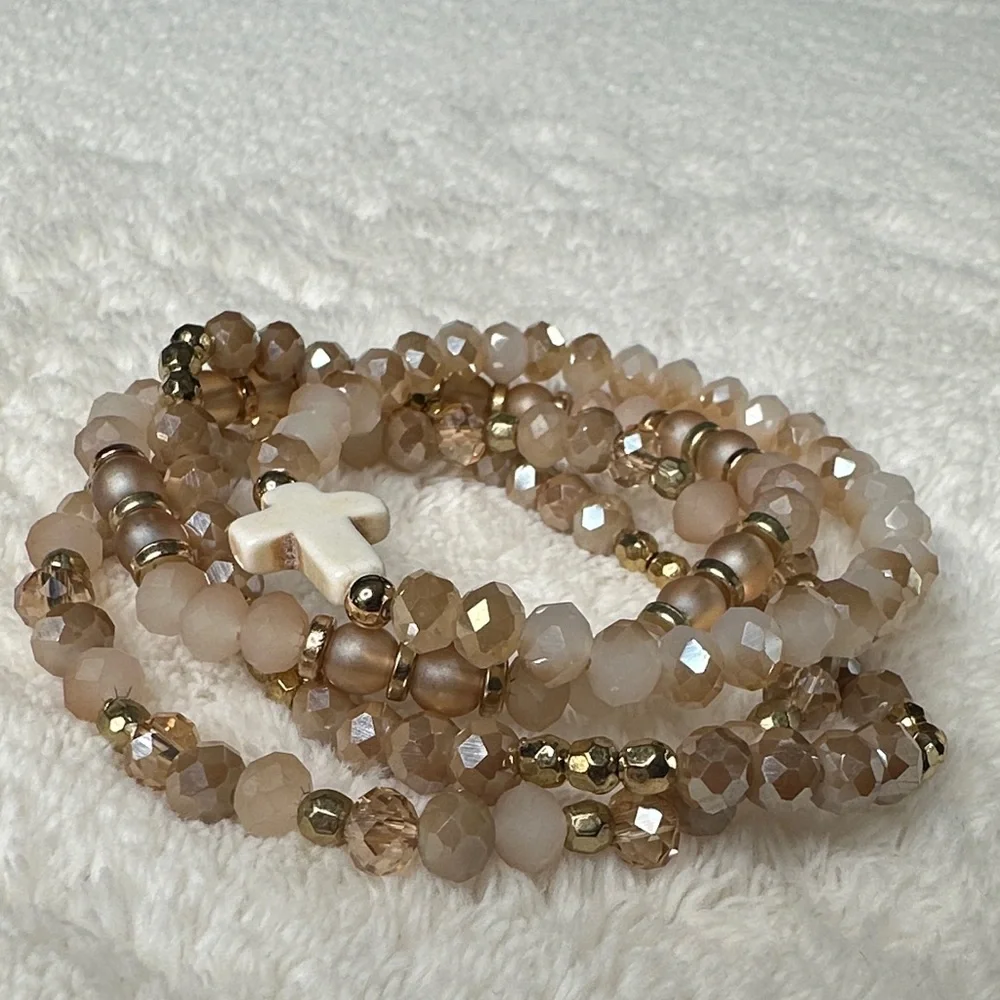Beaded Bracelets Pretty Neutral Gold Mauve Pink Set of 4 with Cross Charm NWOT